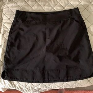 32 cool shirt with shorts size Medium.